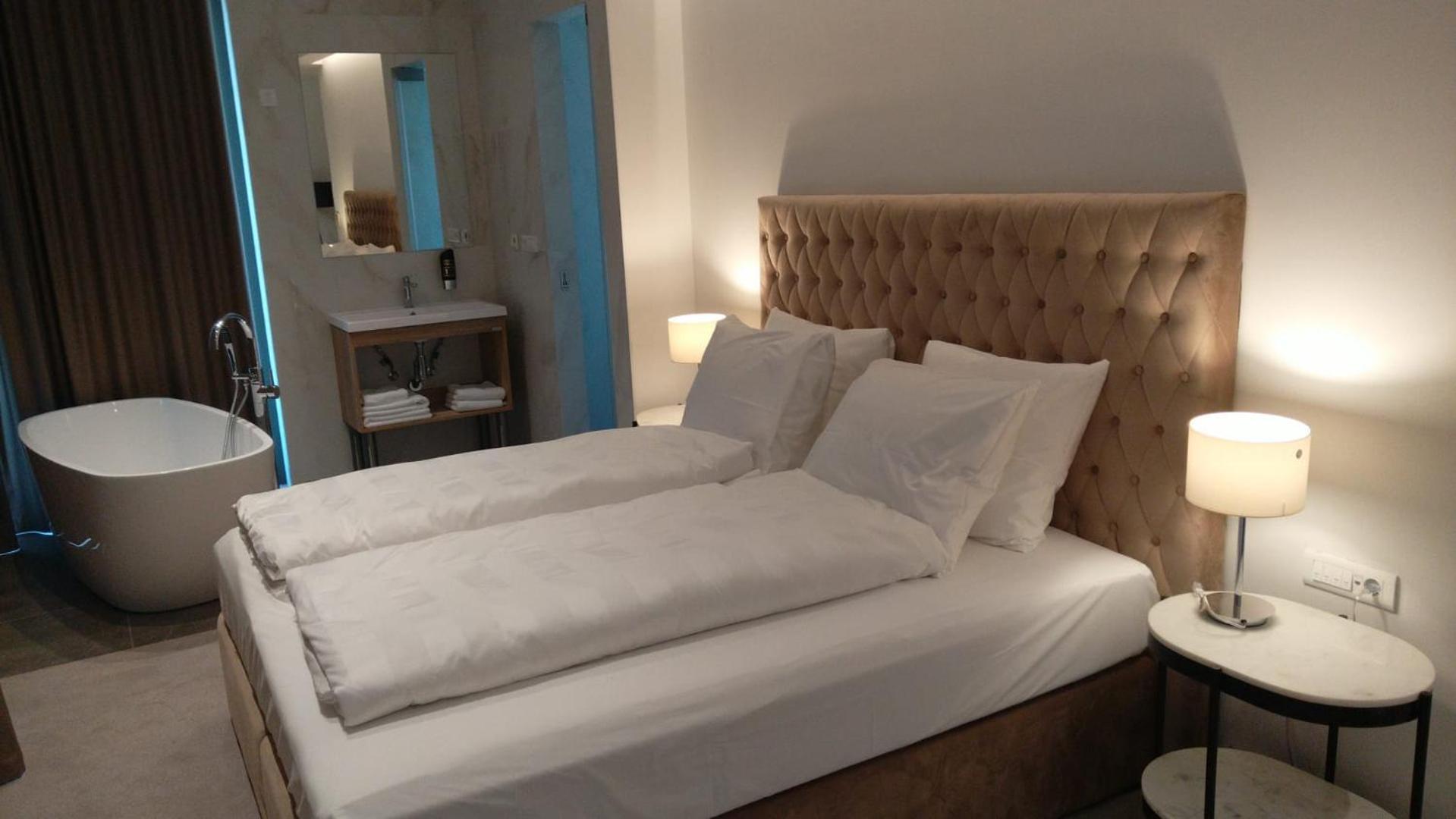 Hotel Oscar Каштела Екстер'єр фото