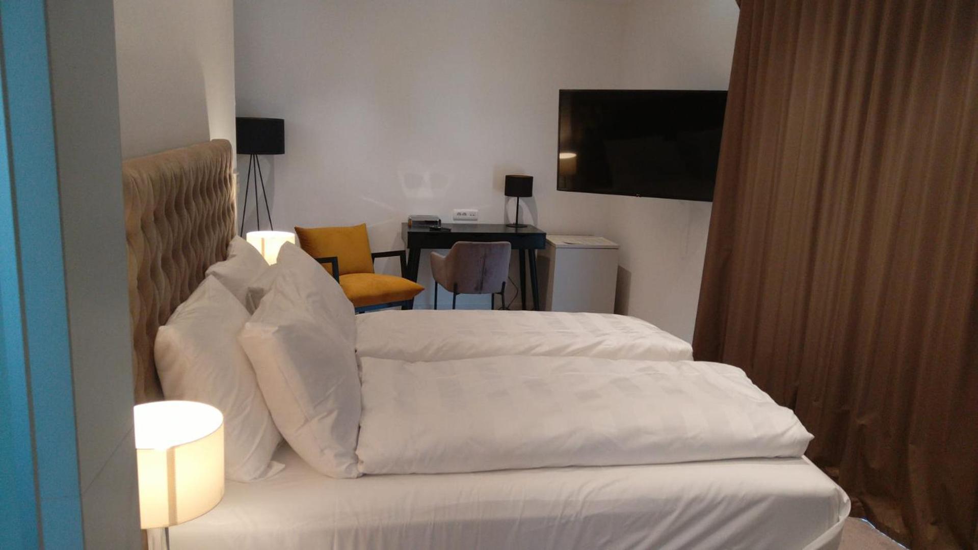 Hotel Oscar Каштела Екстер'єр фото